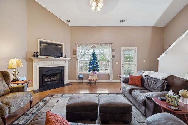 735 Tulip Grove Rd Apt 113, Hermitage, TN 37076