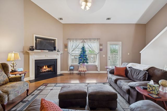 735 Tulip Grove Rd Apt 113, Hermitage, TN 37076