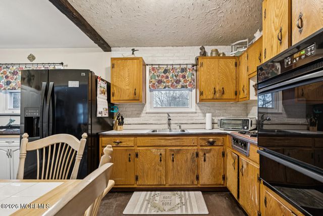 2 Northgate Drive, Howell, NJ 07731