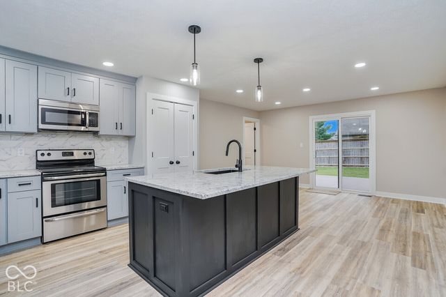 11331 Bloomfield Court, Indianapolis, IN 46259