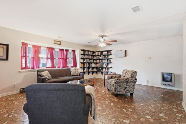 1939 Arrowhead, North Little Rock, AR 72118