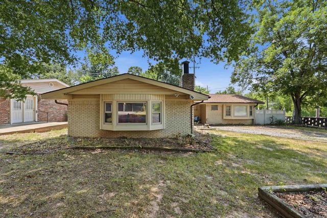 1939 Arrowhead, North Little Rock, AR 72118