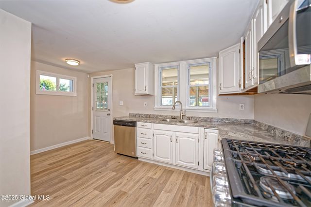 901 Adams Street, Rotterdam, NY 12306