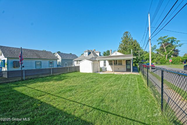 901 Adams Street, Rotterdam, NY 12306