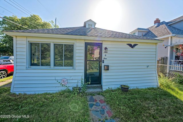 901 Adams Street, Rotterdam, NY 12306