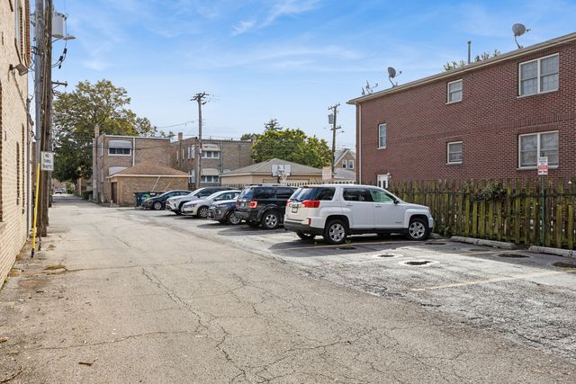 6750 16th Street B, Berwyn, IL 60402