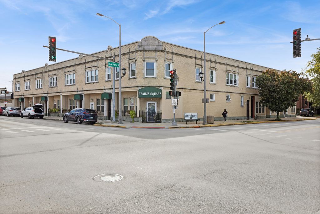 6750 16th Street B, Berwyn, IL 60402
