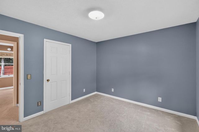 9330 SPRINGS RD, Warrenton, VA 20186