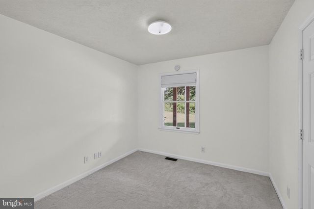 9330 SPRINGS RD, Warrenton, VA 20186