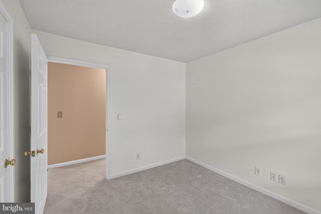9330 SPRINGS RD, Warrenton, VA 20186