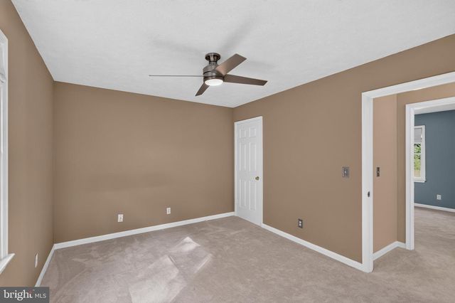 9330 SPRINGS RD, Warrenton, VA 20186