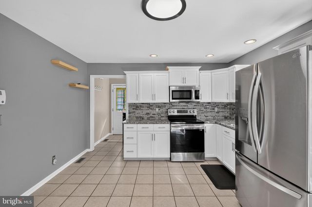 9330 SPRINGS RD, Warrenton, VA 20186