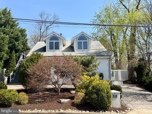 1921 WARE RD, Falls Church, VA 22043