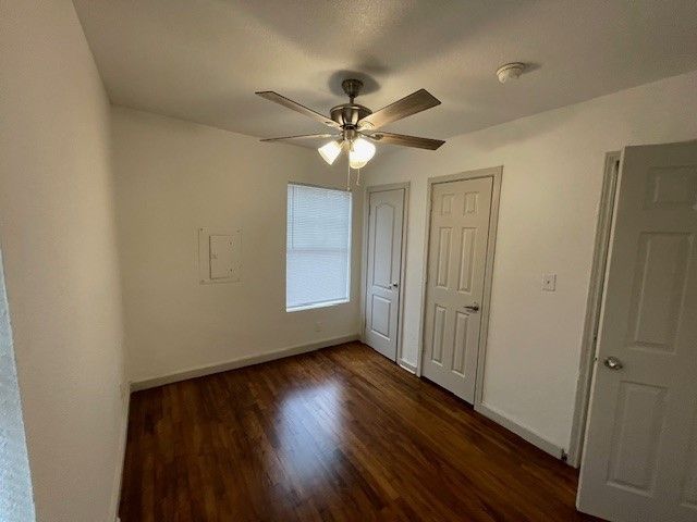 2327 Wagner Avenue, Fort Worth, TX 76106