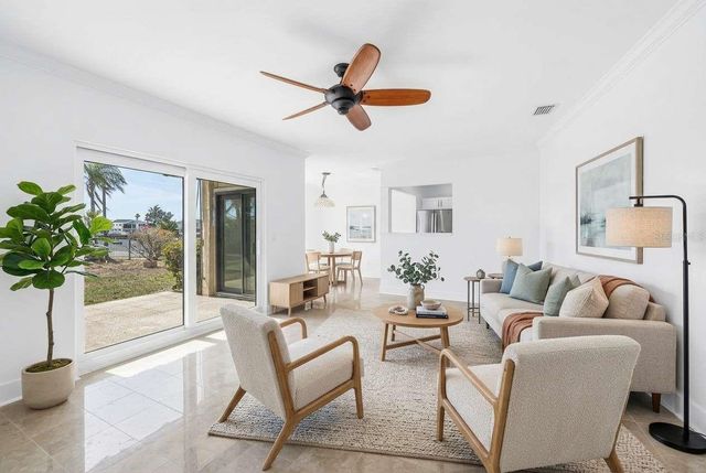 509 PLAZA SEVILLE COURT 19, Treasure Island, FL 33706