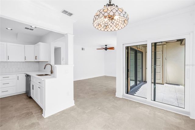 509 PLAZA SEVILLE COURT 19, Treasure Island, FL 33706