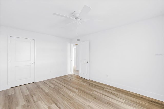 509 PLAZA SEVILLE COURT 19, Treasure Island, FL 33706