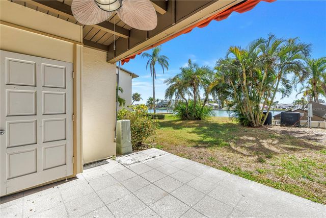 509 PLAZA SEVILLE COURT 19, Treasure Island, FL 33706