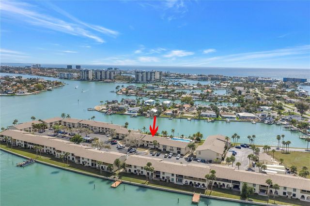 509 PLAZA SEVILLE COURT 19, Treasure Island, FL 33706