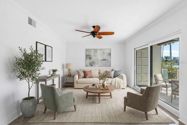 509 PLAZA SEVILLE COURT 19, Treasure Island, FL 33706