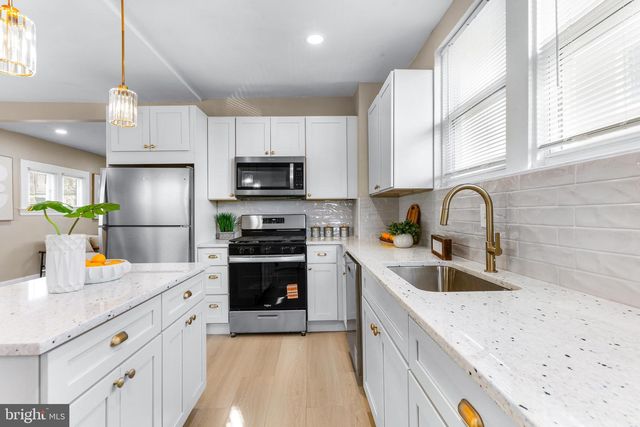 2915 KILDAIRE DR, Baltimore, MD 21234