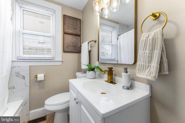 2915 KILDAIRE DR, Baltimore, MD 21234