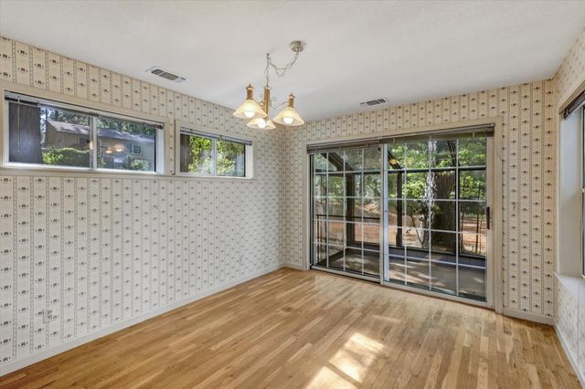 11551 Forest View Dr, Nevada City, CA 95959