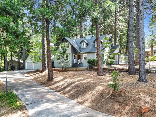 11551 Forest View Dr, Nevada City, CA 95959