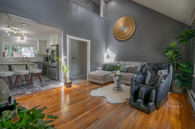 123 S. Jewett Street, Manchester, NH 03103
