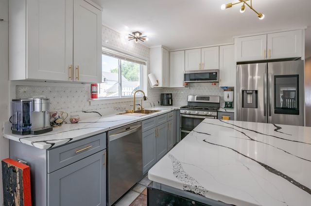 123 S. Jewett Street, Manchester, NH 03103