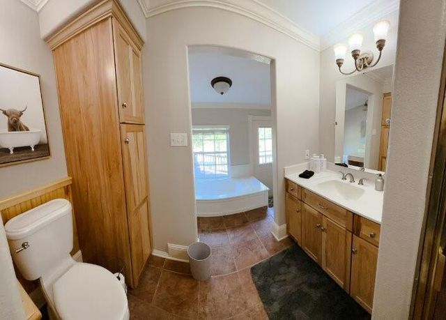 38 Martha Lane, Huntsville, TX 77320