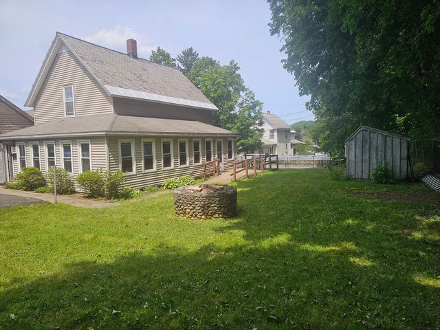 9 Spring St, Montague, MA 01376