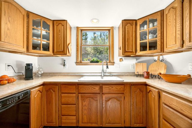 2542 Thomas Terrace, Grants Pass, OR 97527