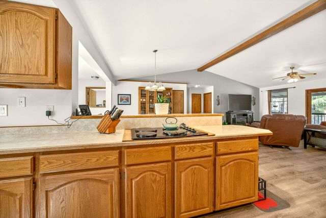 2542 Thomas Terrace, Grants Pass, OR 97527