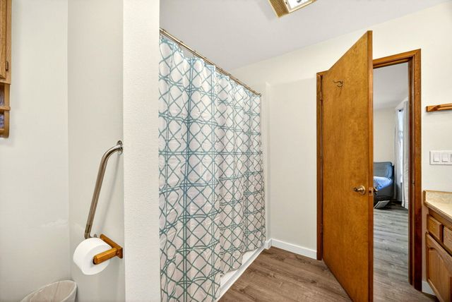 2542 Thomas Terrace, Grants Pass, OR 97527