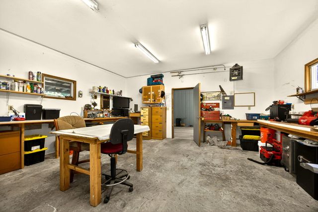 2542 Thomas Terrace, Grants Pass, OR 97527