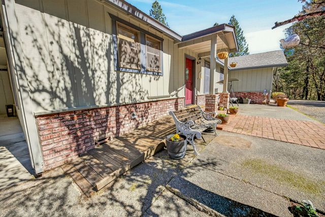 2542 Thomas Terrace, Grants Pass, OR 97527