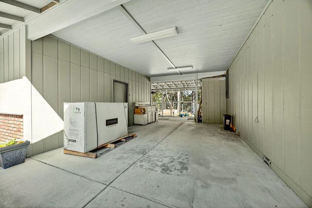 2542 Thomas Terrace, Grants Pass, OR 97527