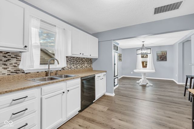 2605 S 10th Street, Terre Haute, IN 47802