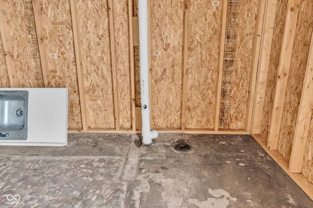 2605 S 10th Street, Terre Haute, IN 47802