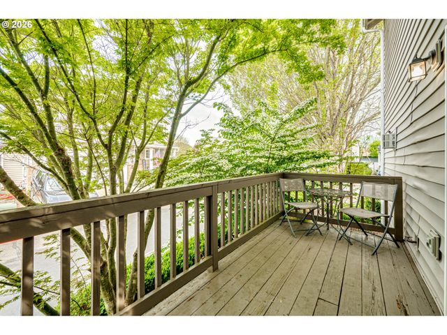 1978 MEADOWOOD Loop, Woodland, WA 98674