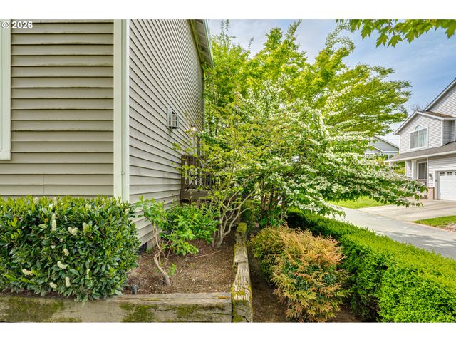 1978 MEADOWOOD Loop, Woodland, WA 98674
