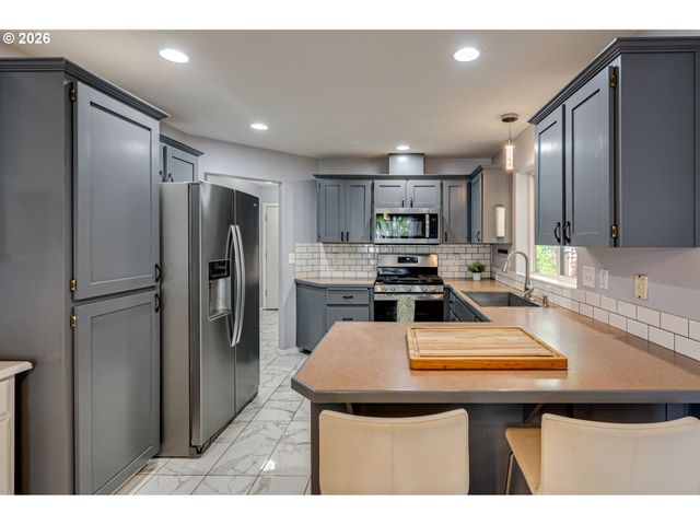 1978 MEADOWOOD Loop, Woodland, WA 98674