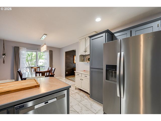 1978 MEADOWOOD Loop, Woodland, WA 98674