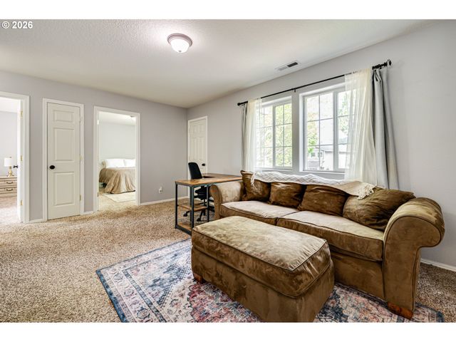 1978 MEADOWOOD Loop, Woodland, WA 98674