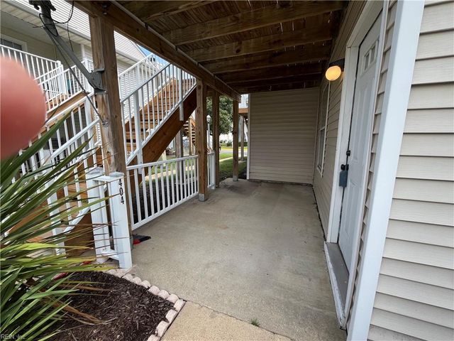 404 Resort CT, Virginia Beach, VA 23462