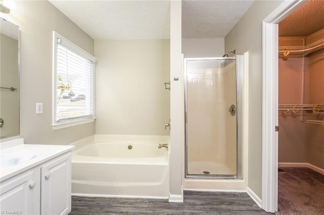 3 Archer Glen Court, Greensboro, NC 27407