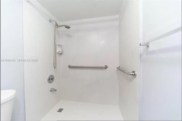 3800 N Hills Dr 406, Hollywood, FL 33021