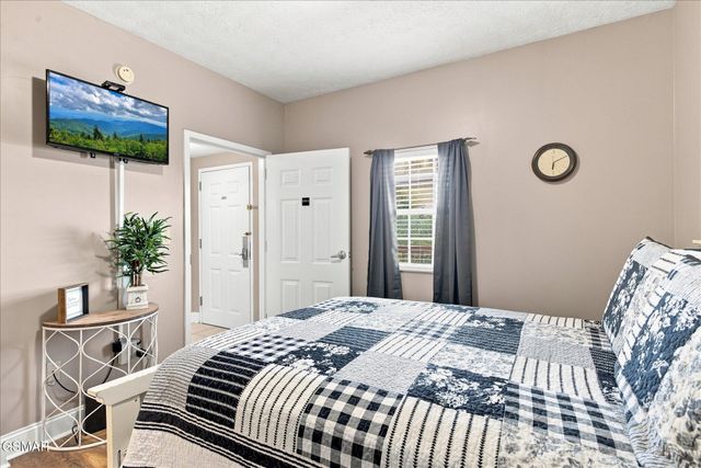 820 Golf View Blvd Unit 2202, Pigeon Forge, TN 37863
