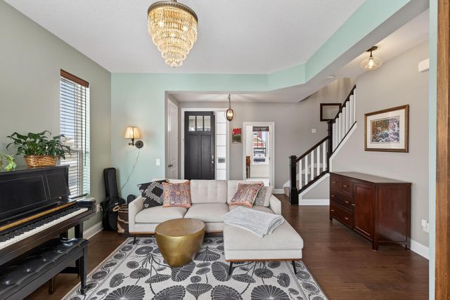 303 Primrose Path N, Bayport, MN 55003